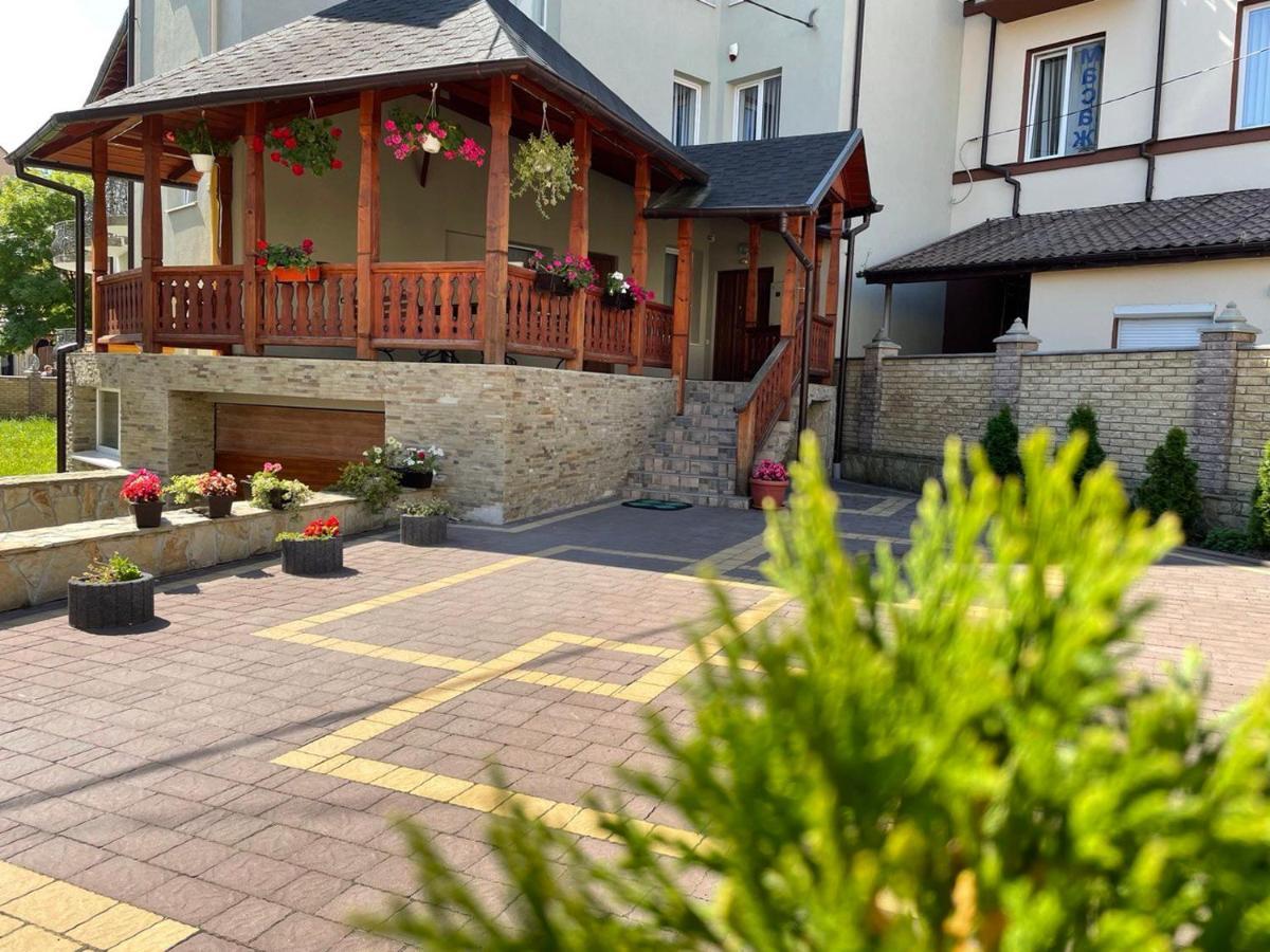 Apartments Sonce Truskavets Exterior foto